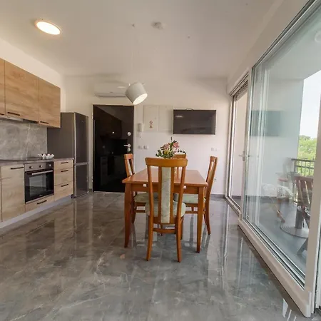 3 * Zadar